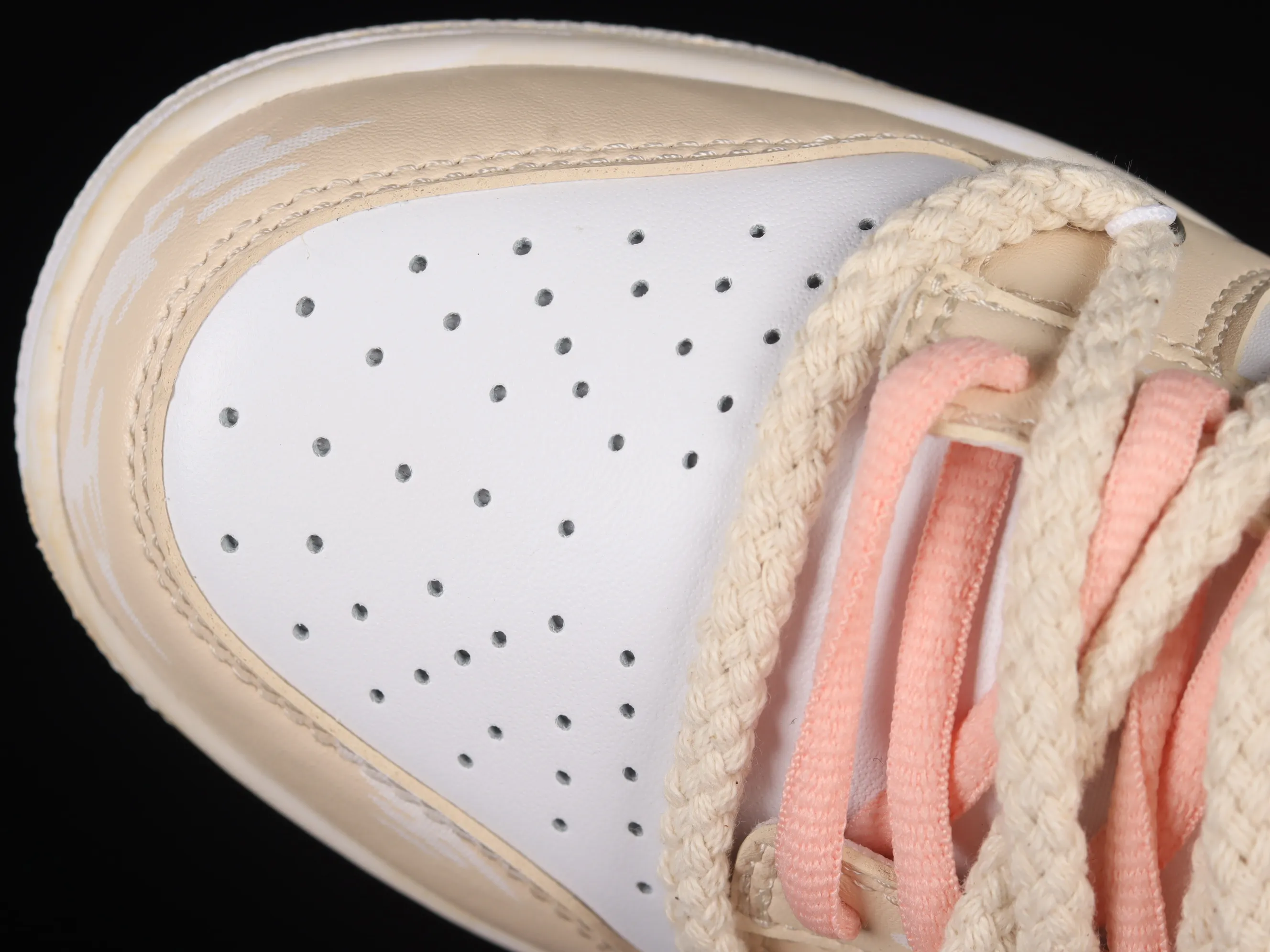 All categories Nk SB Dunk series Nk SB Dunk Low low-top sneakers Nk Dunk Low ESS customized version Vibe style distressed oxidation deconstructed rose cloth patch low-top casual sneakers DH9765-100